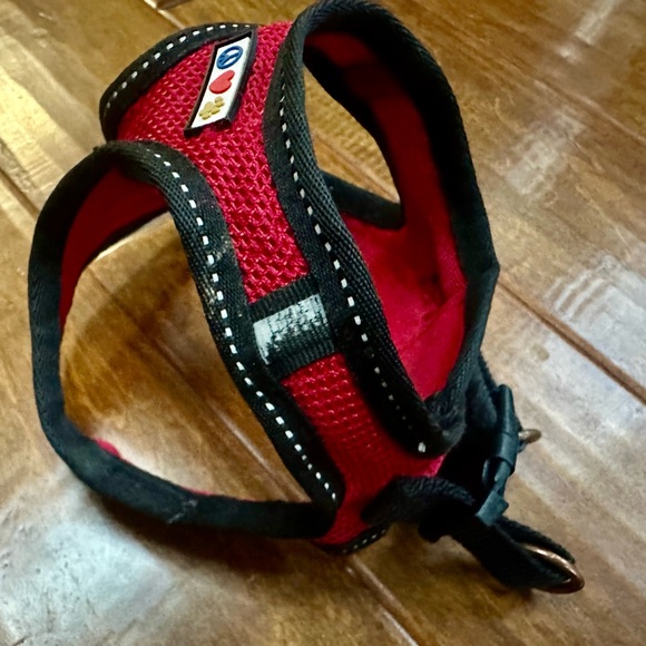 Red Dog Harness with Peace Love Paw Patch - Picture 4 of 5